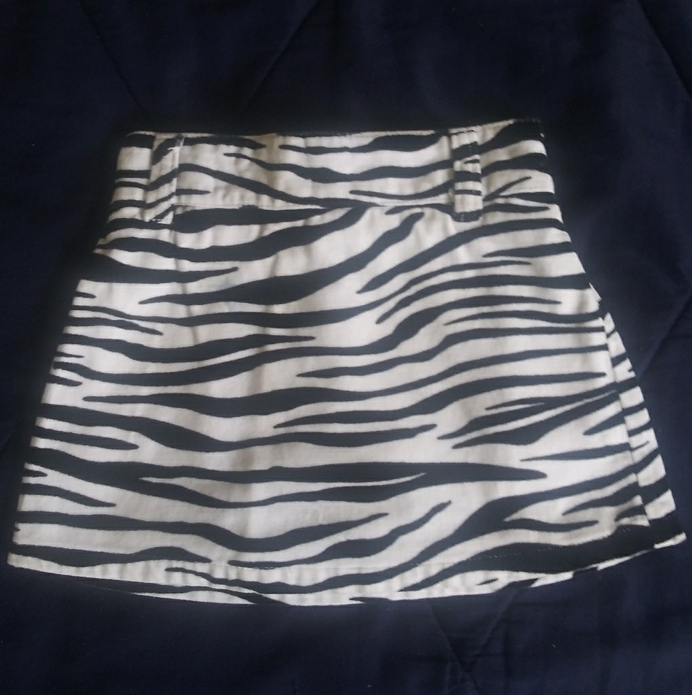 ADORABLE ZEBRA PRINT SKORTS